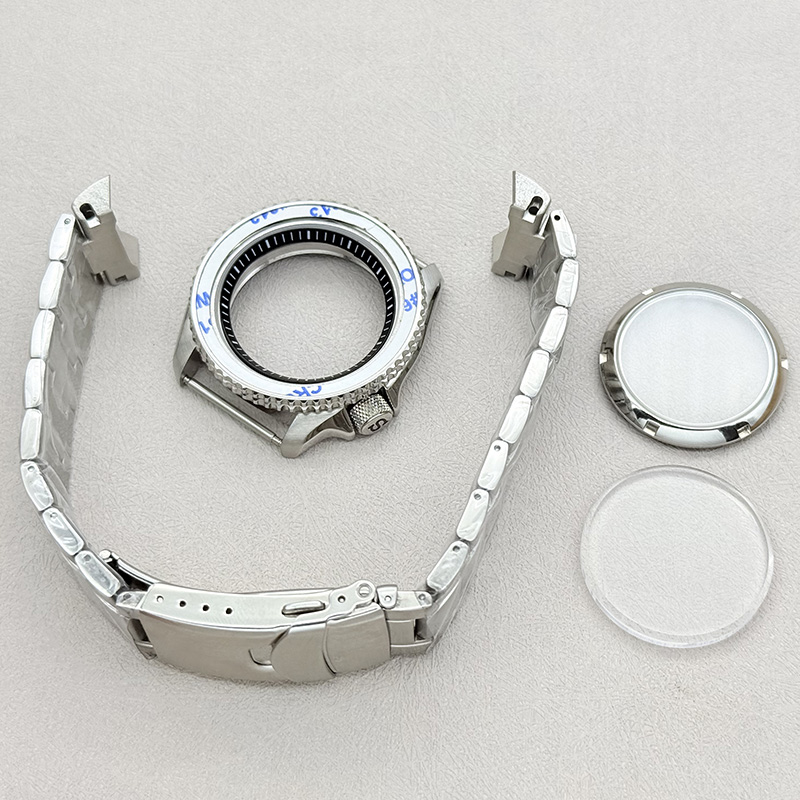 Set cassa per orologio da 42 m - Vintage Digital Watch recensione e prezzo